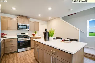 856 Sifuentez Ct, Woodburn, OR 97071 - Photo 13