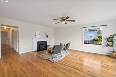 1465 3rd St, Astoria, OR 97103 - Photo 3