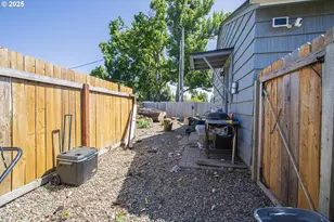 2343 31st St, Springfield, OR 97477 - Photo 11