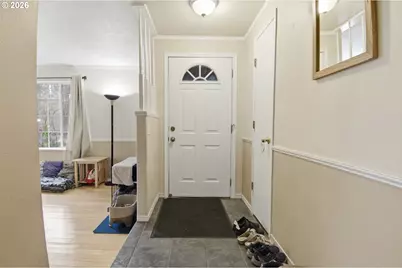 390 SW Ash St, Willamina, OR 97396 - Photo 9