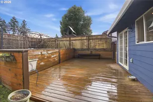 390 SW Ash St, Willamina, OR 97396 - Photo 3