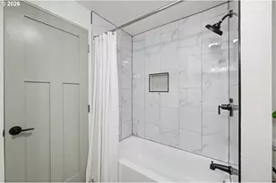 2175 Princeton Dr, Eugene, OR 97405 - Photo 19