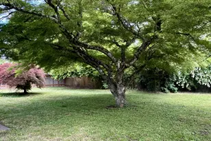 345 E Rosewood Ave, Eugene, OR 97404 - Photo 31