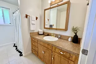 345 E Rosewood Ave, Eugene, OR 97404 - Photo 25