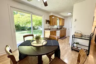 345 E Rosewood Ave, Eugene, OR 97404 - Photo 9