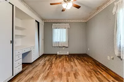 4076 North St, Springfield, OR 97478 - Photo 15