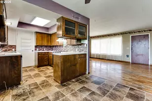 4076 North St, Springfield, OR 97478 - Photo 9
