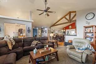 1907 W Duke Rd, Sutherlin, OR 97479 - Photo 7