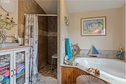 1907 W Duke Rd, Sutherlin, OR 97479 - Photo 19
