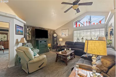 1907 W Duke Rd, Sutherlin, OR 97479 - Photo 5