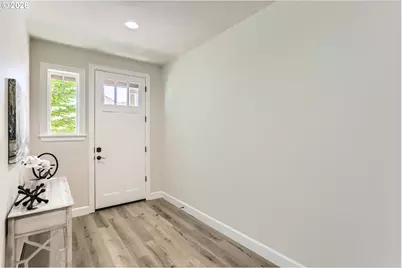 5802 NW Bannister Dr, Portland, OR 97229 - Photo 3