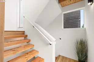 3530 N Borthwick Ave, Portland, OR 97227 - Photo 19
