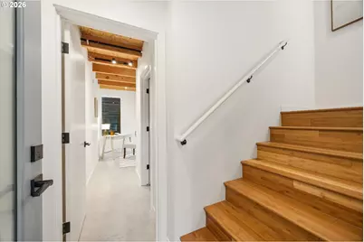 3530 N Borthwick Ave, Portland, OR 97227 - Photo 3