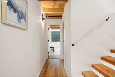 3530 N Borthwick Ave, Portland, OR 97227 - Photo 7