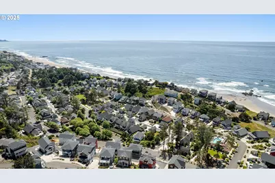 2539 SW Coral Loop, Lincoln City, OR 97367 - Photo 39