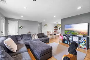 52052 SE 3rd Pl, Scappoose, OR 97056 - Photo 17