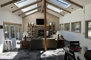 57377 Beaver Ridge Loop, Sunriver, OR 97707 - Photo 23