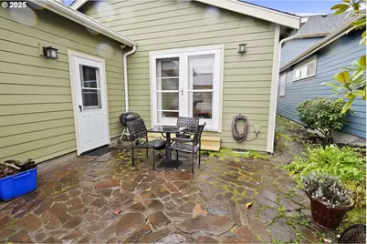 265 23rd St, Astoria, OR 97103 - Photo 33