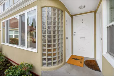 2438 NE Killingsworth St #4, Portland, OR 97211 - Photo 3