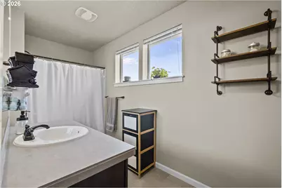 924 Julie Ln, Molalla, OR 97038 - Photo 17