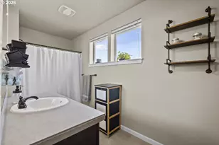 924 Julie Ln, Molalla, OR 97038 - Photo 17