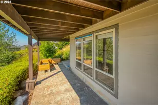 4907 NW Highpoint Dr, Camas, WA 98607 - Photo 43