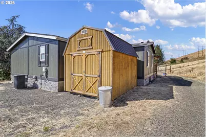 8367 N Umpqua Hwy, Roseburg, OR 97470 - Photo 37