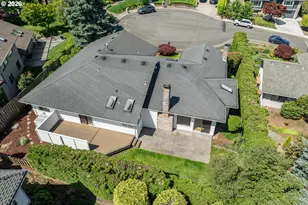 2105 Bridle Way, West Linn, OR 97068 - Photo 37
