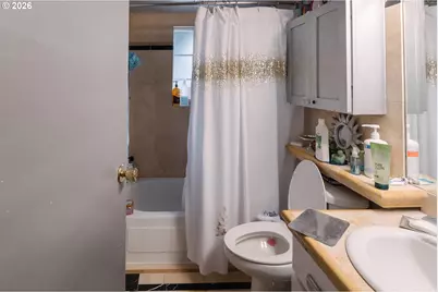 2906 SE 182nd Ave, Gresham, OR 97030 - Photo 5