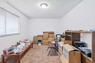 15544 NE Couch St, Portland, OR 97230 - Photo 11