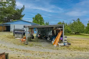 94708 Parsonage Ln, Broadbent, OR 97414 - Photo 7