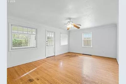 6525 N Montana Ave, Portland, OR 97217 - Photo 3