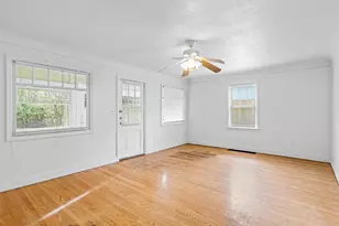 6525 N Montana Ave, Portland, OR 97217 - Photo 3