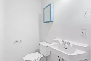 6525 N Montana Ave, Portland, OR 97217 - Photo 11