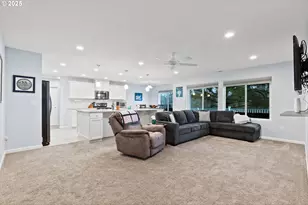 10360 Skyview Rd, Tillamook, OR 97141 - Photo 11