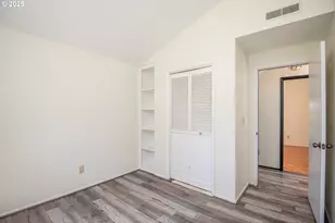 595 S 68th Pl, Springfield, OR 97478 - Photo 15