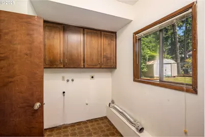 595 S 68th Pl, Springfield, OR 97478 - Photo 29