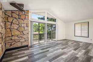 595 S 68th Pl, Springfield, OR 97478 - Photo 11