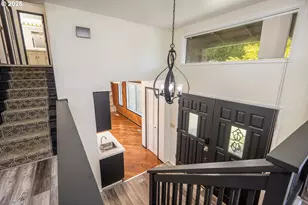 595 S 68th Pl, Springfield, OR 97478 - Photo 5