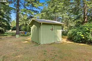 69686 McFarland Rd, North Bend, OR 97459 - Photo 27