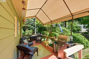 69686 McFarland Rd, North Bend, OR 97459 - Photo 23