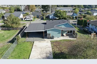 533 Art St, Brookings, OR 97415 - Photo 7