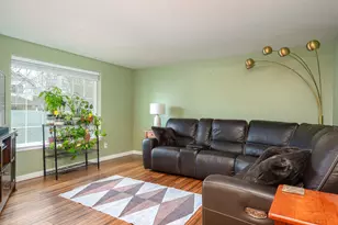 808 NW 14th Ave, Battle Ground, WA 98604 - Photo 3