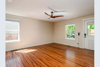 808 NW 14th Ave, Battle Ground, WA 98604 - Photo 9