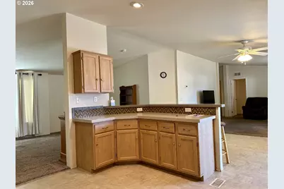 1809 26th St #38, La Grande, OR 97850 - Photo 7