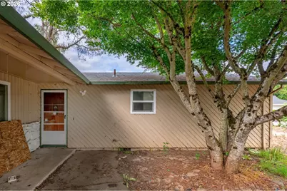 1535 SW 200th Ct, Beaverton, OR 97003 - Photo 3