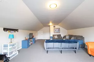 10501 I Ave, Island City, OR 97850 - Photo 27