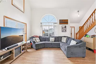 310 Pacific St, Columbia City, OR 97018 - Photo 5