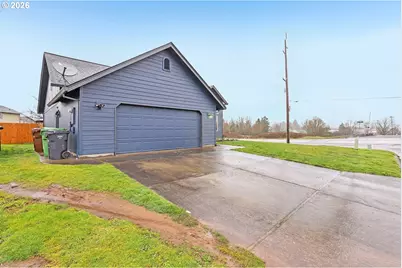 310 Pacific St, Columbia City, OR 97018 - Photo 3