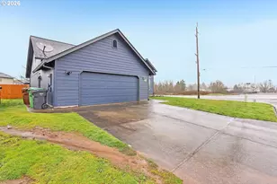 310 Pacific St, Columbia City, OR 97018 - Photo 3